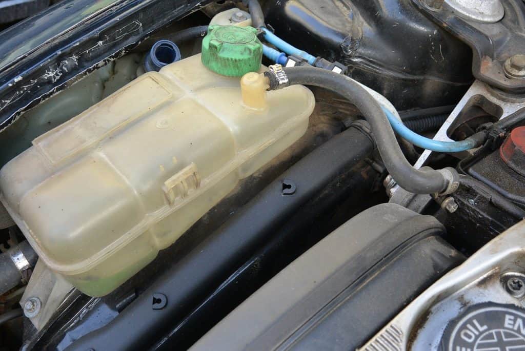 Symptoms of a Blown Head Gasket: Toyota Matrix