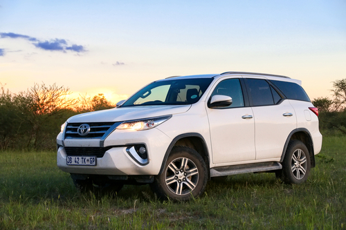 Toyota Fortuner Rattles from behind