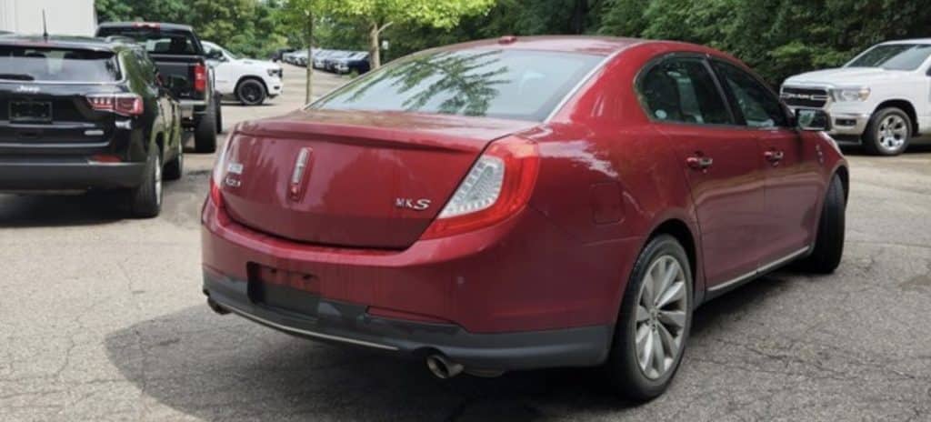 Lincoln MKS Rattles from behind