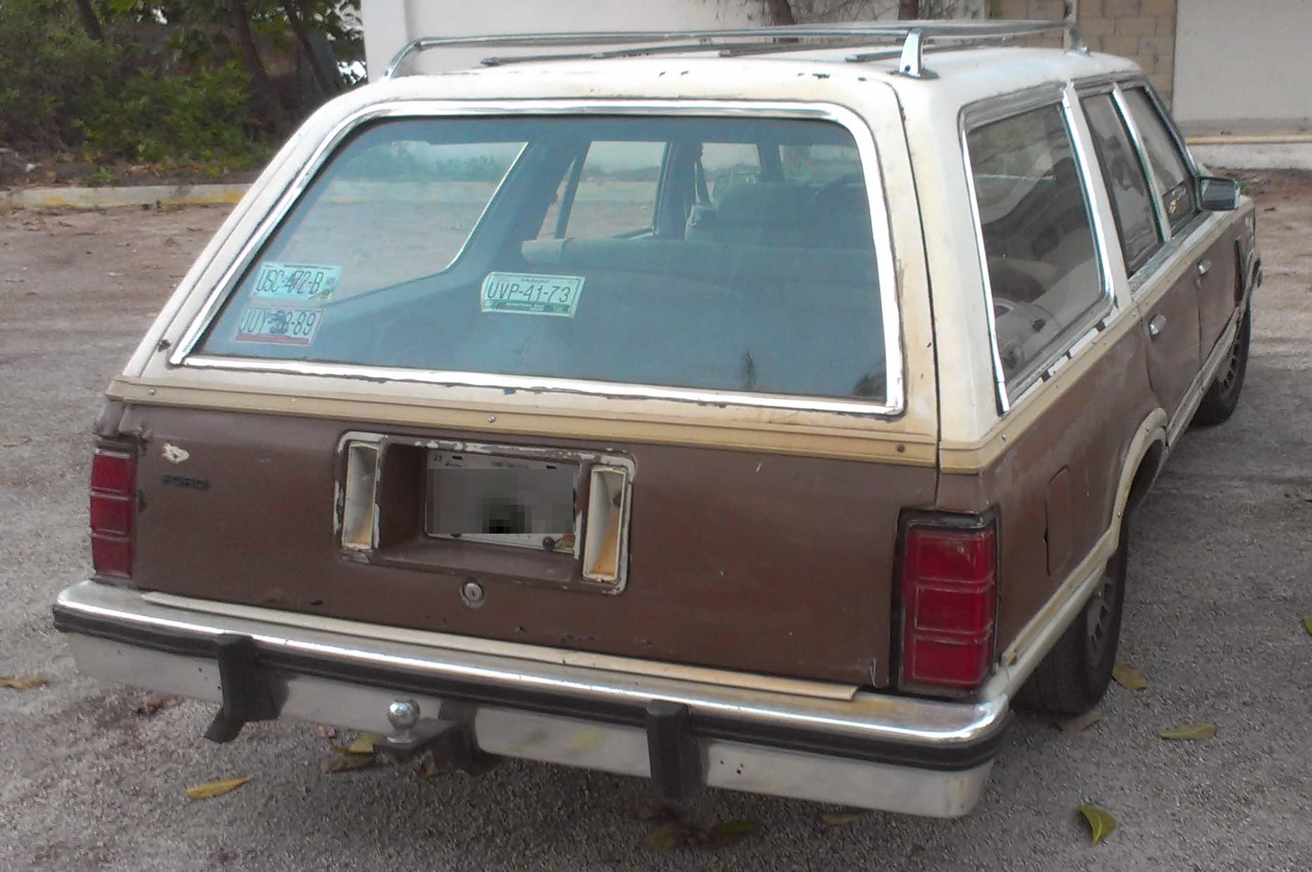 Ford Fairmont station wagon rear view