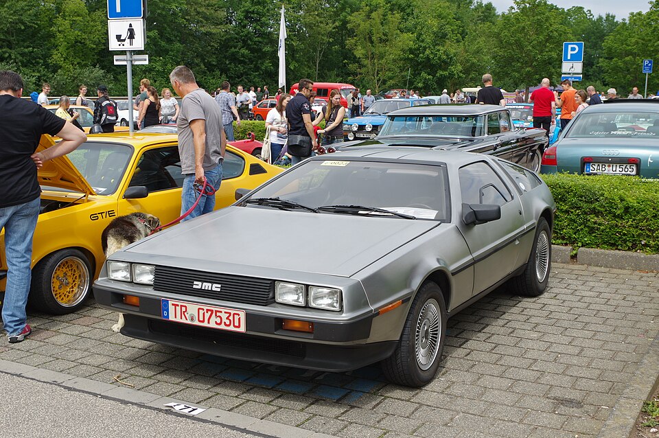 Front three-quarter view of a stainless-steel DeLorean DMC-12