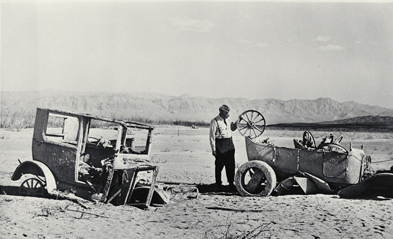 Cars left at St. Thomas when Lake Mead rose; the NPS archive says they reappeared in 1945.