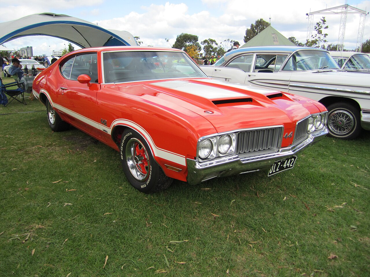 1970 Oldsmobile 4-4-2 W-30.
